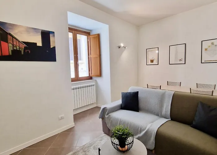 Al Centro Del Centro By Tramonti Appartement LʼAquila